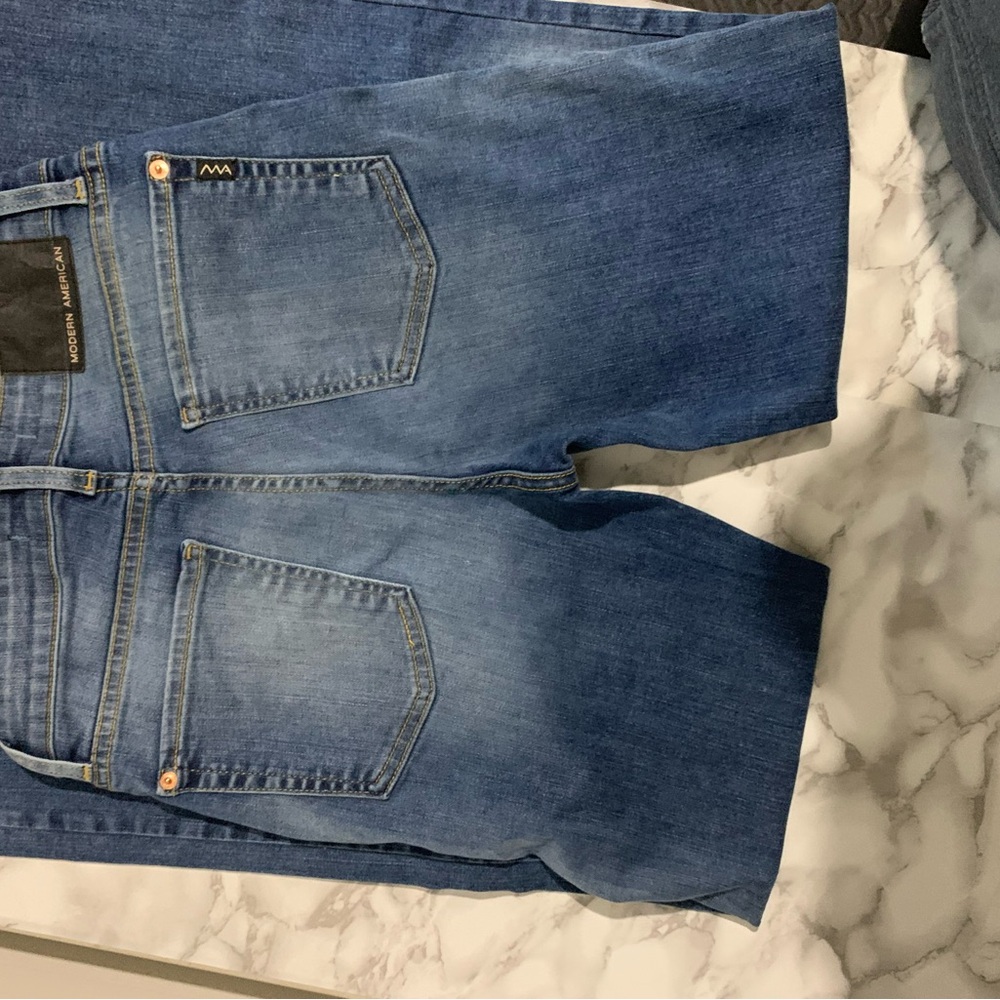 Women’s Boyfriend Jeans in Medium Blue Wash